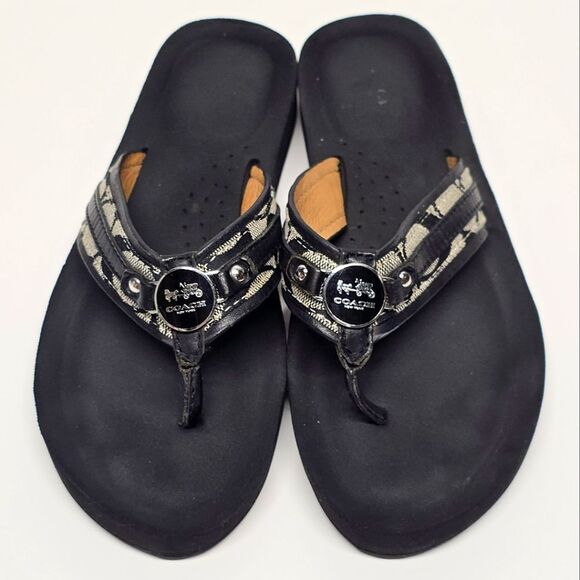 Coach Jasmine Signature Logo Black Flip Flop Thong Sandals Women's 7 - Picture 1 of 7